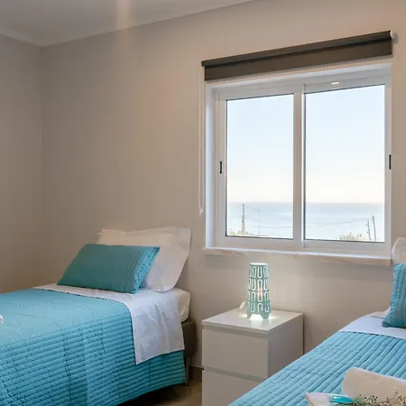 Atlantic Ostello Ericeira