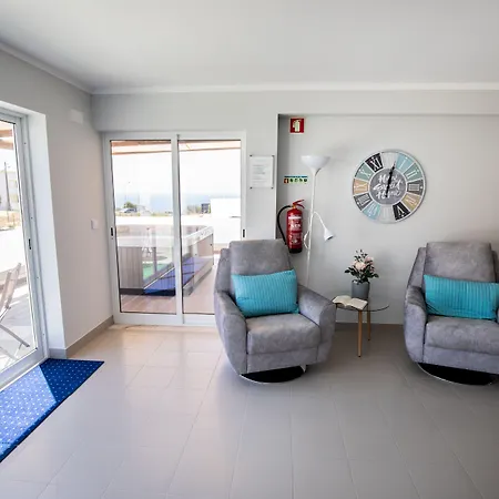 Atlantic Ostello Ericeira